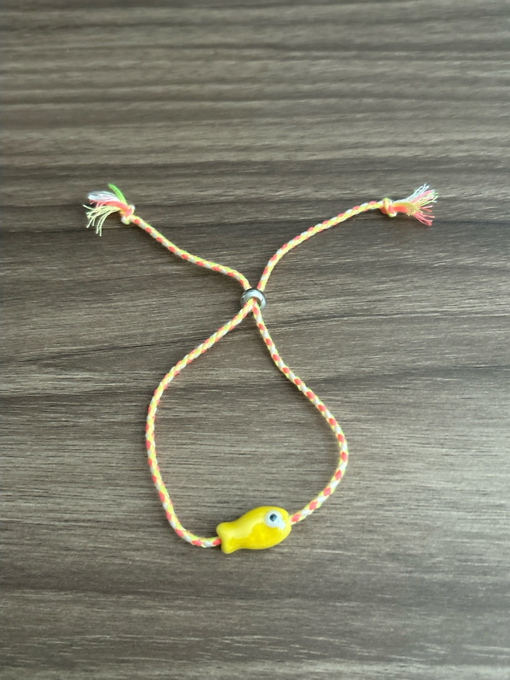 Yellow Fish Bead Friendship Bracelet Q1303 - Picture 3 of 4
